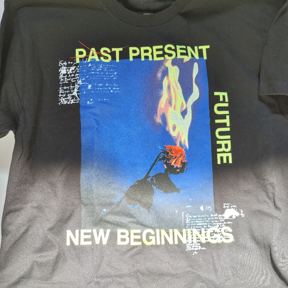 Familia Forever black graphic tee